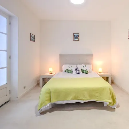 La Faurie Holiday home Riberac